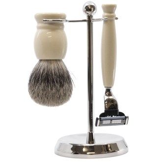 BB18 Italian Resin Shaving Set & Mach3-Compatible Razor