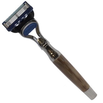 BB22 Italian Horn Resin & Chrome Mach3-Compatible Razor